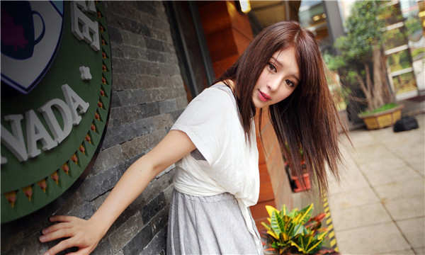 镇江想找一个女性生孩子给报酬-｛找个女人生孩子多少钱｝
